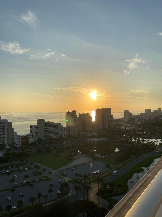 Ocean View Luxurious Condo-Best Location + Balcony Destin Exterior photo